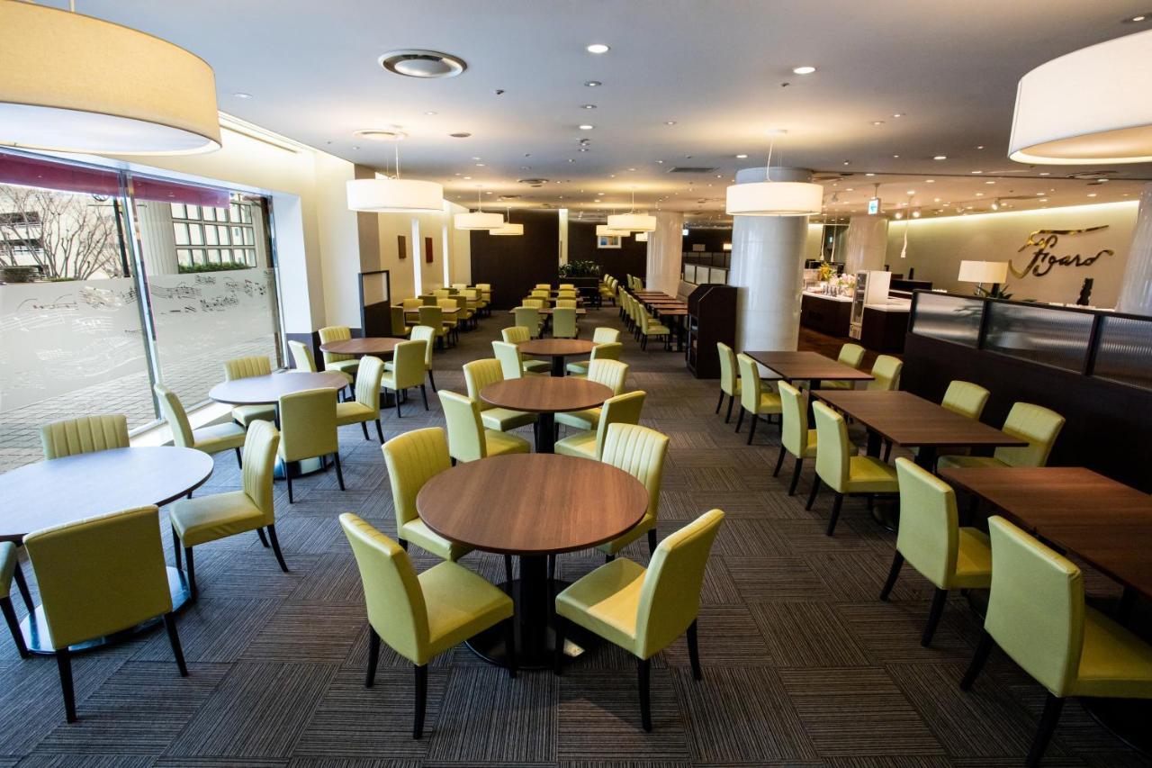Okura Act City Hotel Hamamatsu Exterior foto Interior of a typical airport restaurant